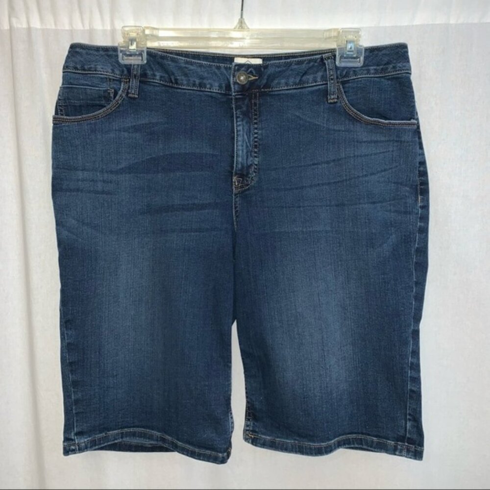 St John’s Bay Women’s Bermuda Shorts Size 18W